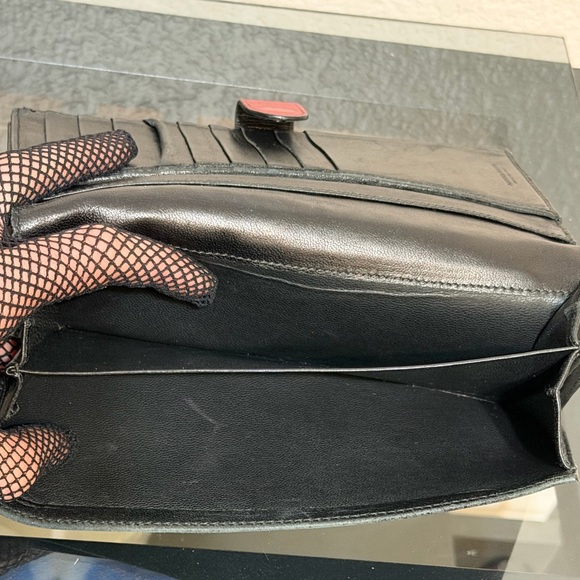 Bottega Veneta Rare Wallet - Picture 5 of 9